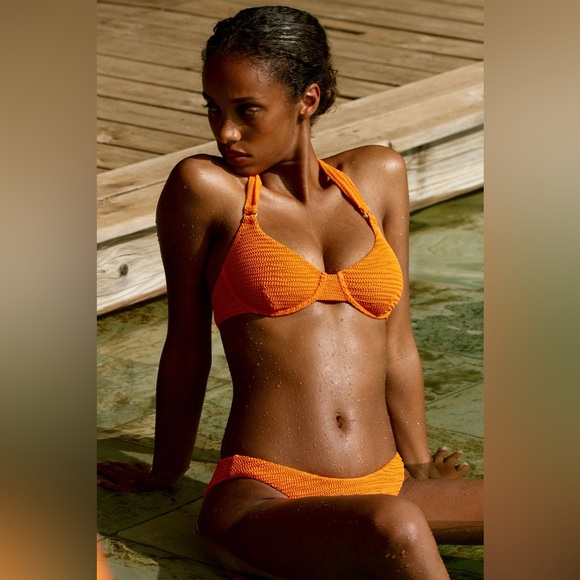 NEW Monday Swimwear HONOLULU TOP - TANGERINE CRINKLE Bikini Top size VV - Picture 3 of 13